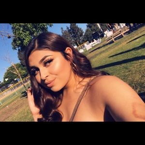 Meet your Posher, Nora